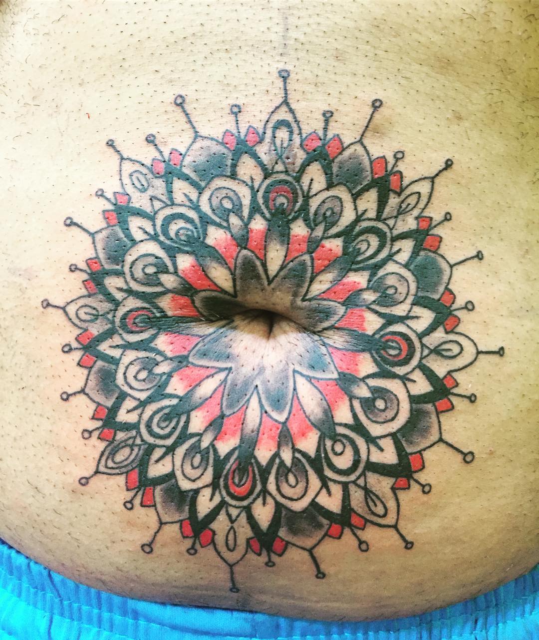 28 Belly Button Tattoo Ideas 2026: Feminine, Dainty & Bold Designs for Women