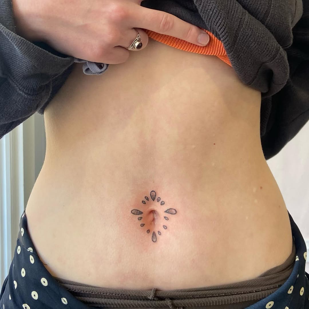 28 Belly Button Tattoo Ideas 2026: Feminine, Dainty & Bold Designs for Women