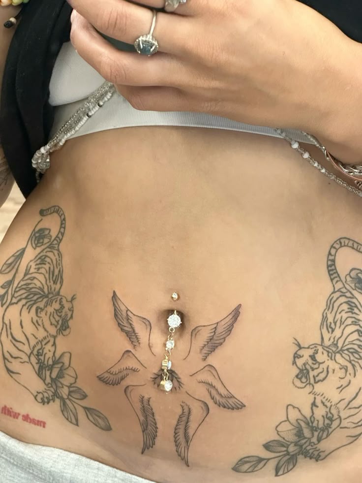 28 Belly Button Tattoo Ideas 2026: Feminine, Dainty & Bold Designs for Women