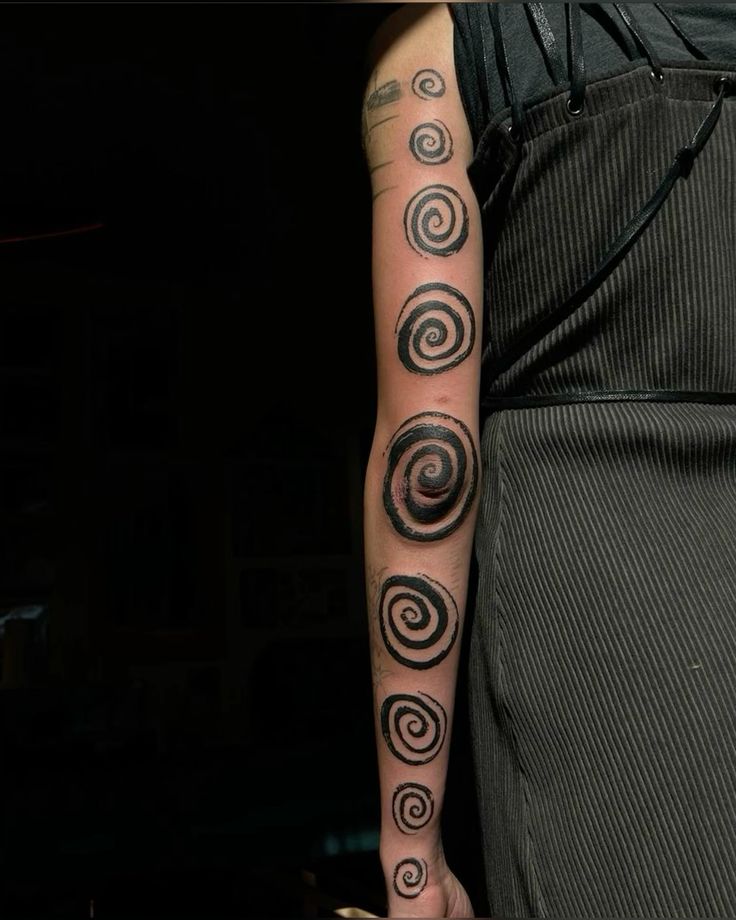 31 Spiral Tattoo Ideas 2026: Modern Flow Meets Timeless Meaning