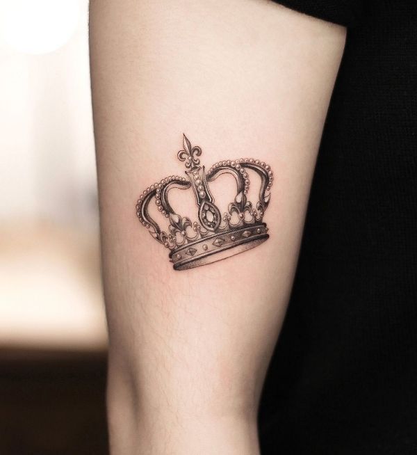 27 King Tattoo Ideas – Powerful Crown, Chess, And Royal Symbol Designs For Men And Women