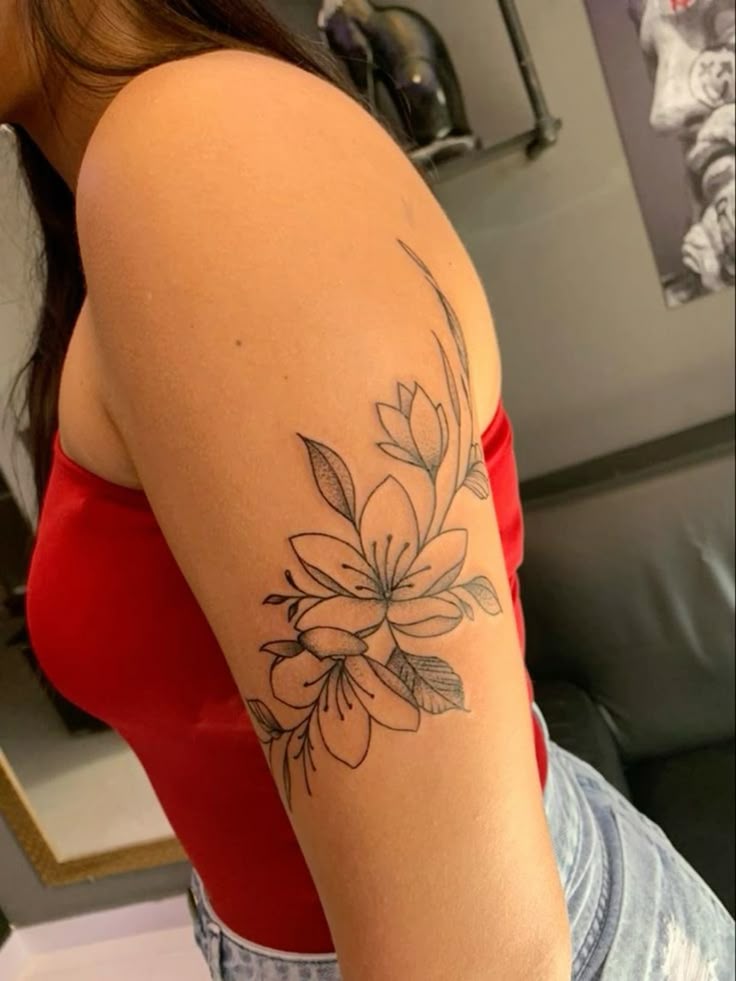 33 Upper Arm Tattoo Ideas 2026: Fresh Ink Inspiration for Every Style