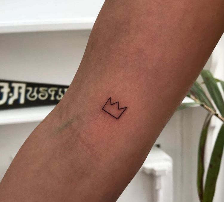 27 King Tattoo Ideas – Powerful Crown, Chess, And Royal Symbol Designs For Men And Women