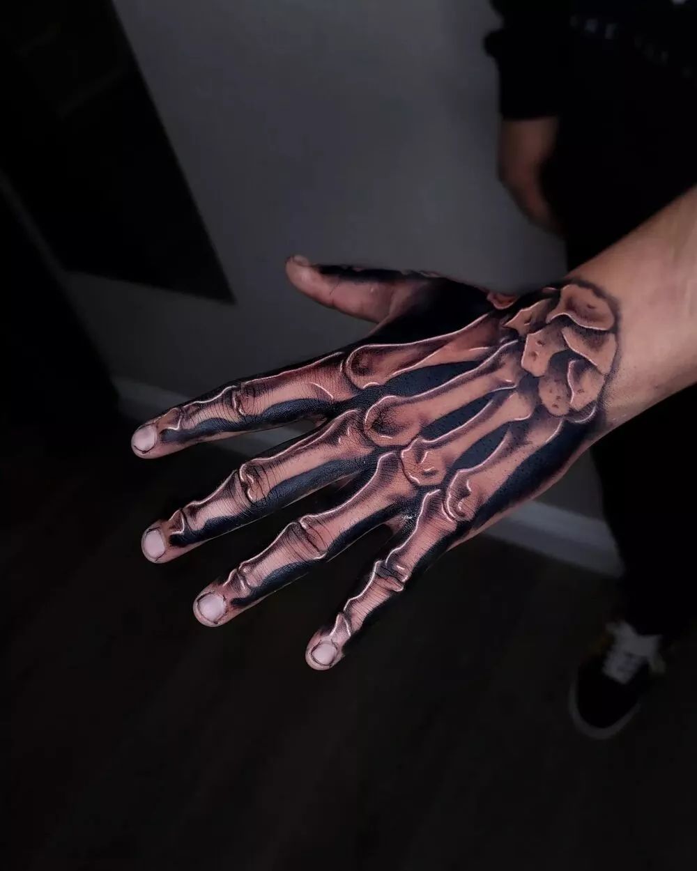 28 Skeleton Hand Tattoo Ideas 2026: Bold Ink That Blends Anatomy, Style, and Attitude