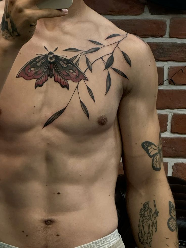 30 Moth Tattoo Ideas 2026: Dark Beauty, Lunar Symbolism & Modern Ink Trends