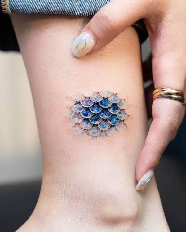 29 Blue Tattoo Ideas 2026: From Delft-Inspired Ink to Modern Aesthetic Statements