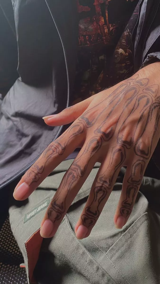 28 Skeleton Hand Tattoo Ideas 2026: Bold Ink That Blends Anatomy, Style, and Attitude
