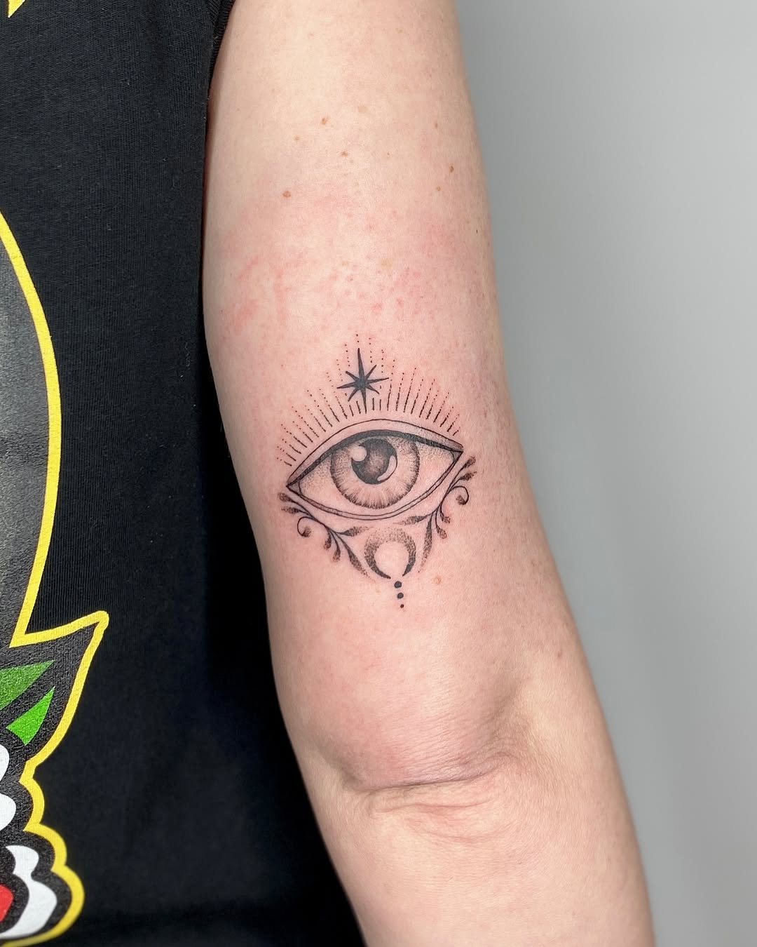 29 Eye Tattoo Ideas 2026: Symbolism, Style, and Bold Placement Trends