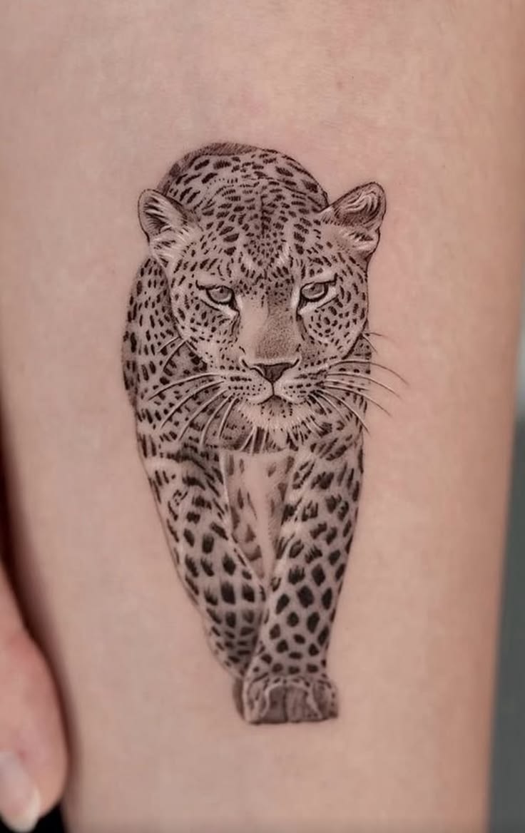 29 Leopard Tattoo Ideas 2026: Elegant Power, Fine Line Detail & Modern Style