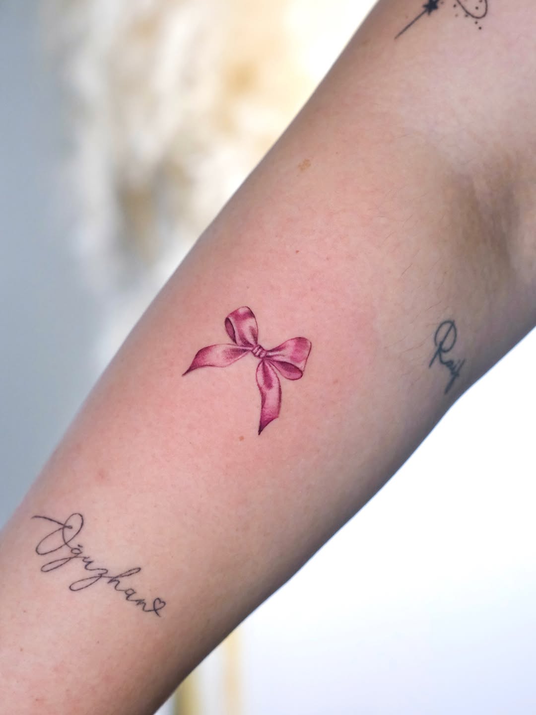 28 Bow Tattoo Ideas 2026: Feminine, Playful & Timeless Designs for Women