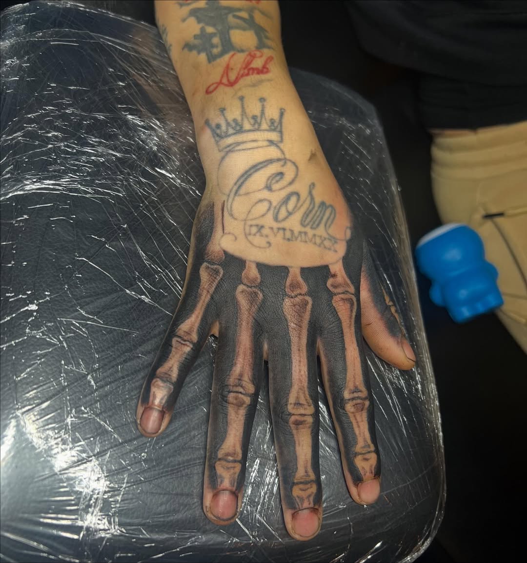 28 Skeleton Hand Tattoo Ideas 2026: Bold Ink That Blends Anatomy, Style, and Attitude