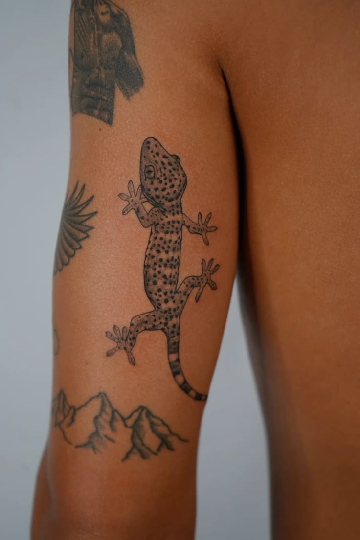 29 Animal Tattoo Ideas 2026: From Fine Line Elegance to Bold Symbolism