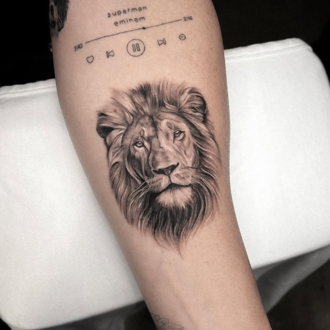 31 Lion Tattoo Ideas 2026: Bold Designs, Minimal Lines, and Timeless Symbolism