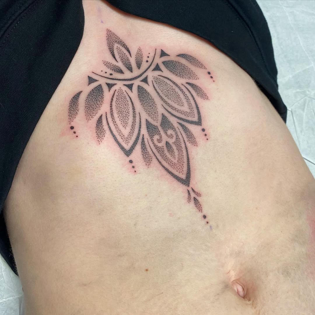 29 Sternum Tattoo Ideas 2026: The Rise of Bold, Feminine Expression