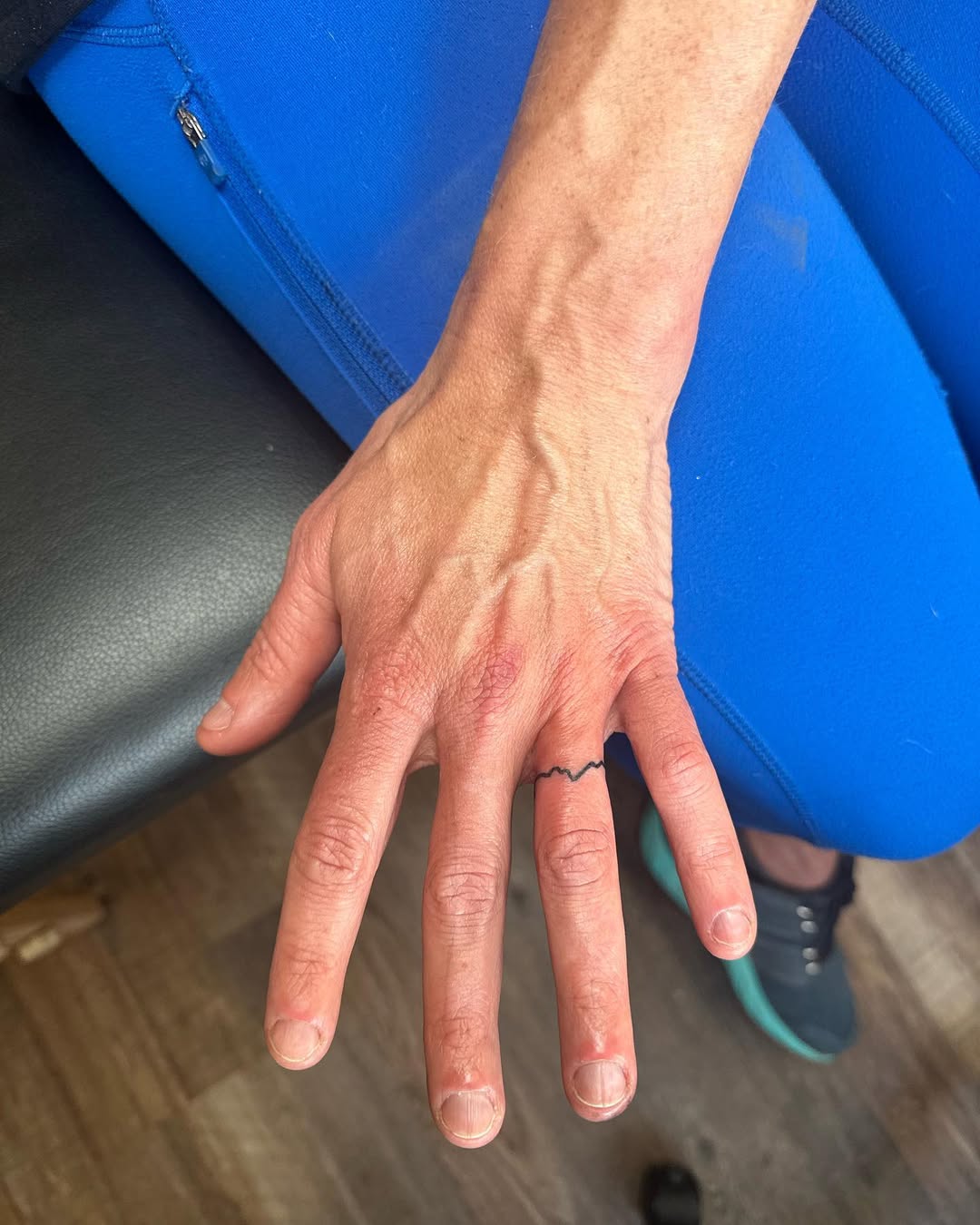 28 Ring Finger Tattoo Ideas 2026: Subtle Statements, Lasting Symbols