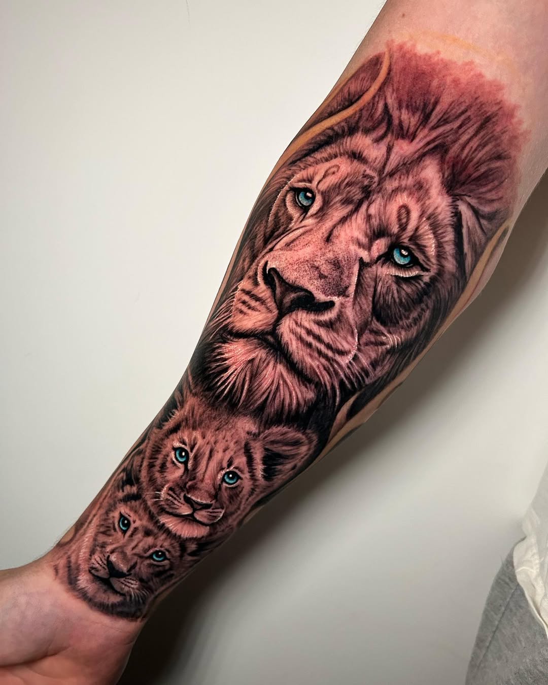 31 Lion Tattoo Ideas 2026: Bold Designs, Minimal Lines, and Timeless Symbolism