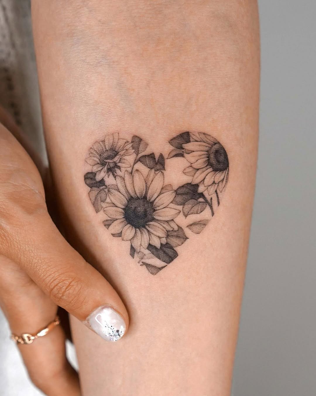 28 Sunflower Tattoo Ideas 2026: Bright, Minimal, And Meaningful Designs For Every Style