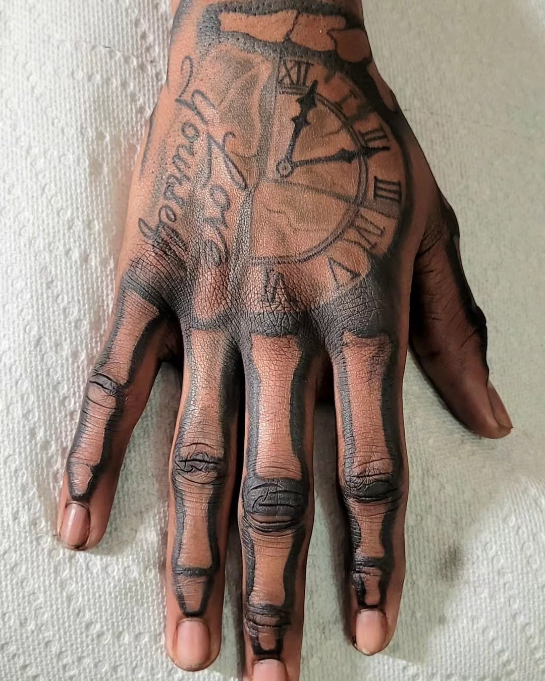 28 Skeleton Hand Tattoo Ideas 2026: Bold Ink That Blends Anatomy, Style, and Attitude