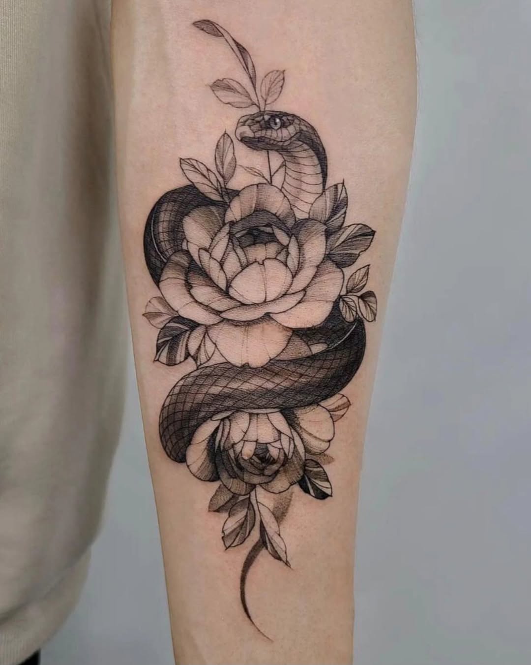 31 Snake Tattoo Ideas 2026: Meaningful Designs for Men and Women on Arm, Back, Spine, and Leg