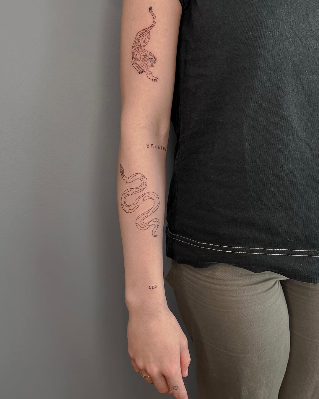 30 Sticker Sleeve Tattoo Ideas 2026: The Art of Curated Chaos