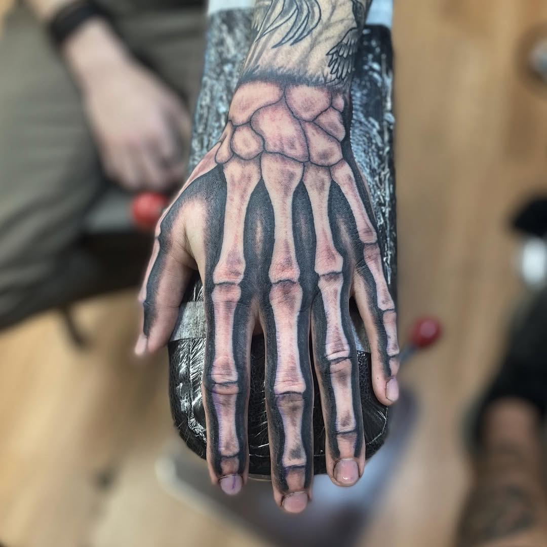 28 Skeleton Hand Tattoo Ideas 2026: Bold Ink That Blends Anatomy, Style, and Attitude