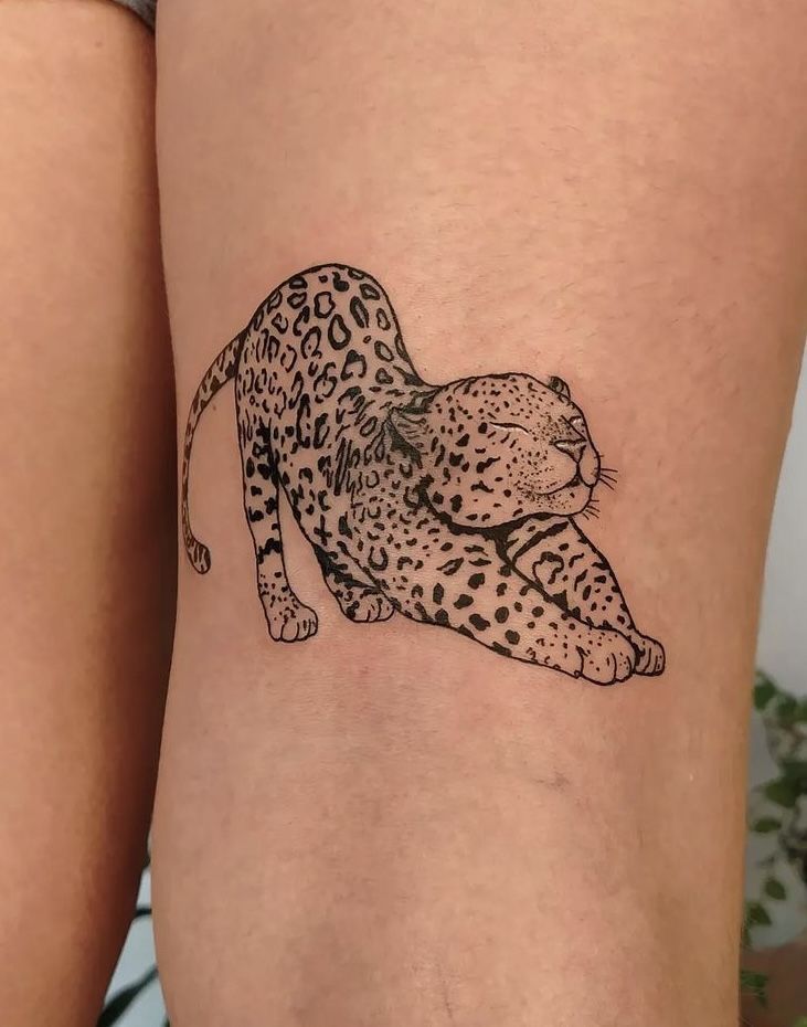29 Leopard Tattoo Ideas 2026: Elegant Power, Fine Line Detail & Modern Style