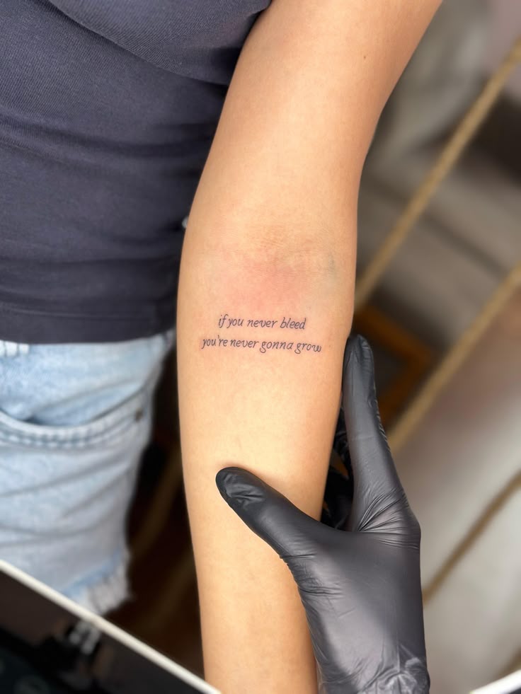29 Tattoo Lyrics Ideas 2026: Meaningful Ink, Minimal Aesthetic, and the Stories We Wear