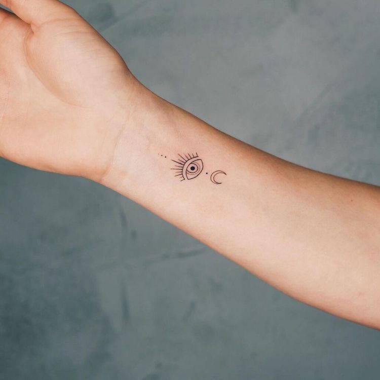 29 Eye Tattoo Ideas 2026: Symbolism, Style, and Bold Placement Trends