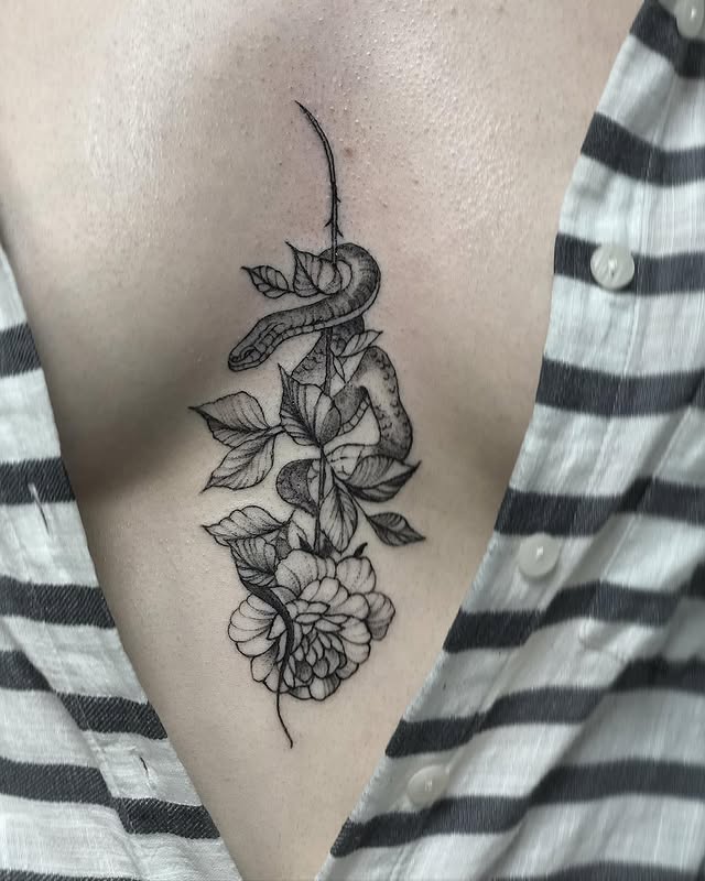 29 Sternum Tattoo Ideas 2026: The Rise of Bold, Feminine Expression