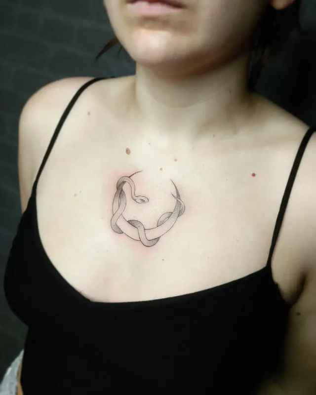 29 Sternum Tattoo Ideas 2026: The Rise of Bold, Feminine Expression