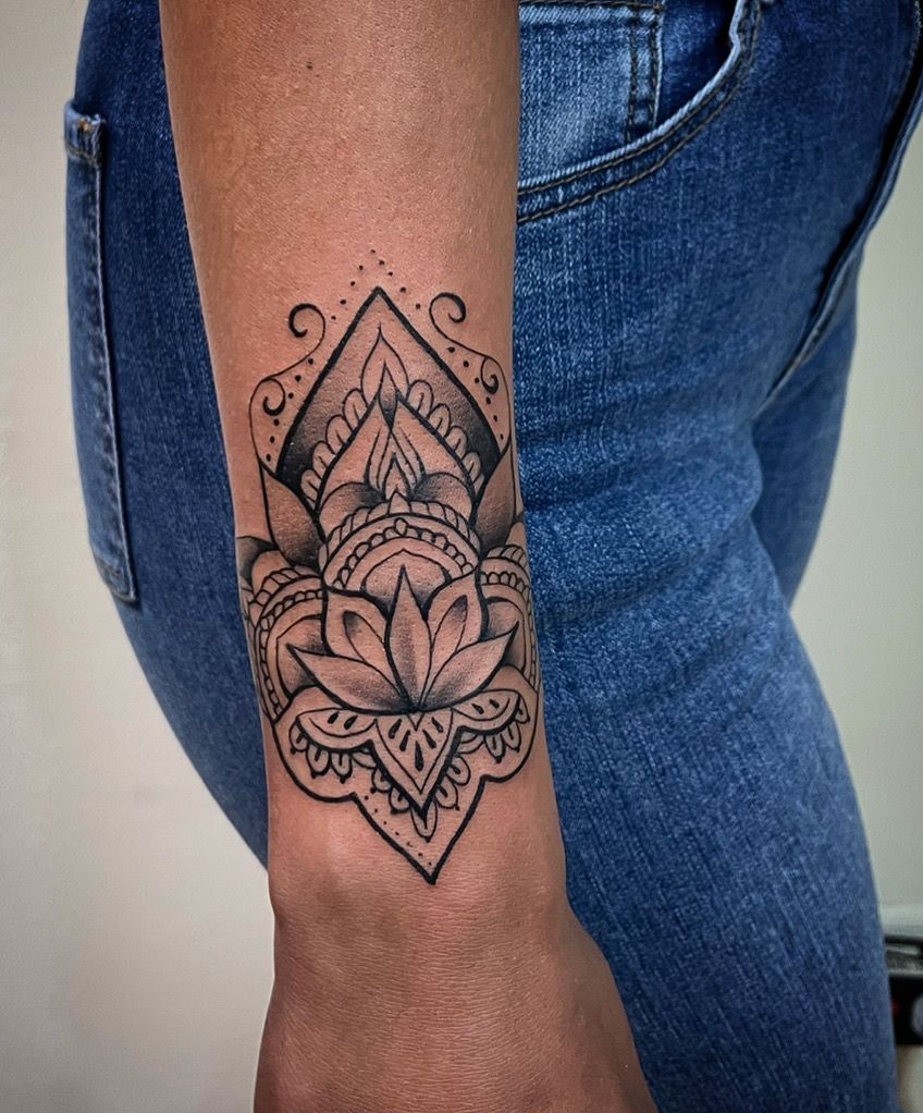27 Mandala Tattoo Ideas 2026: Elegant Geometric Ink That Feels Personal