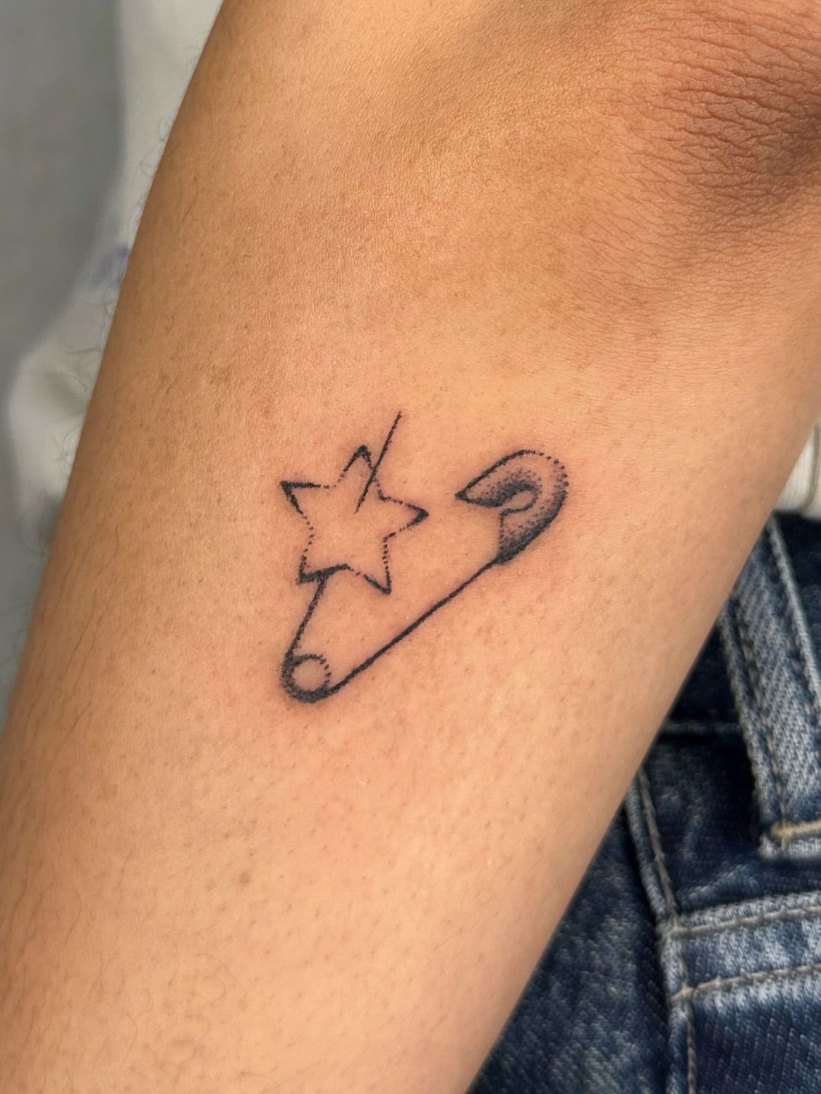 26 Stick and Poke Tattoo Ideas 2026: Creative Designs That Prove Hand-Poked Ink Is Here to Stay