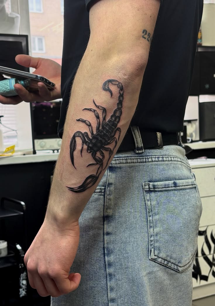 29 Scorpion Tattoo Ideas 2026: Bold, Feminine, Traditional & Fine Line Designs That Sting in Style