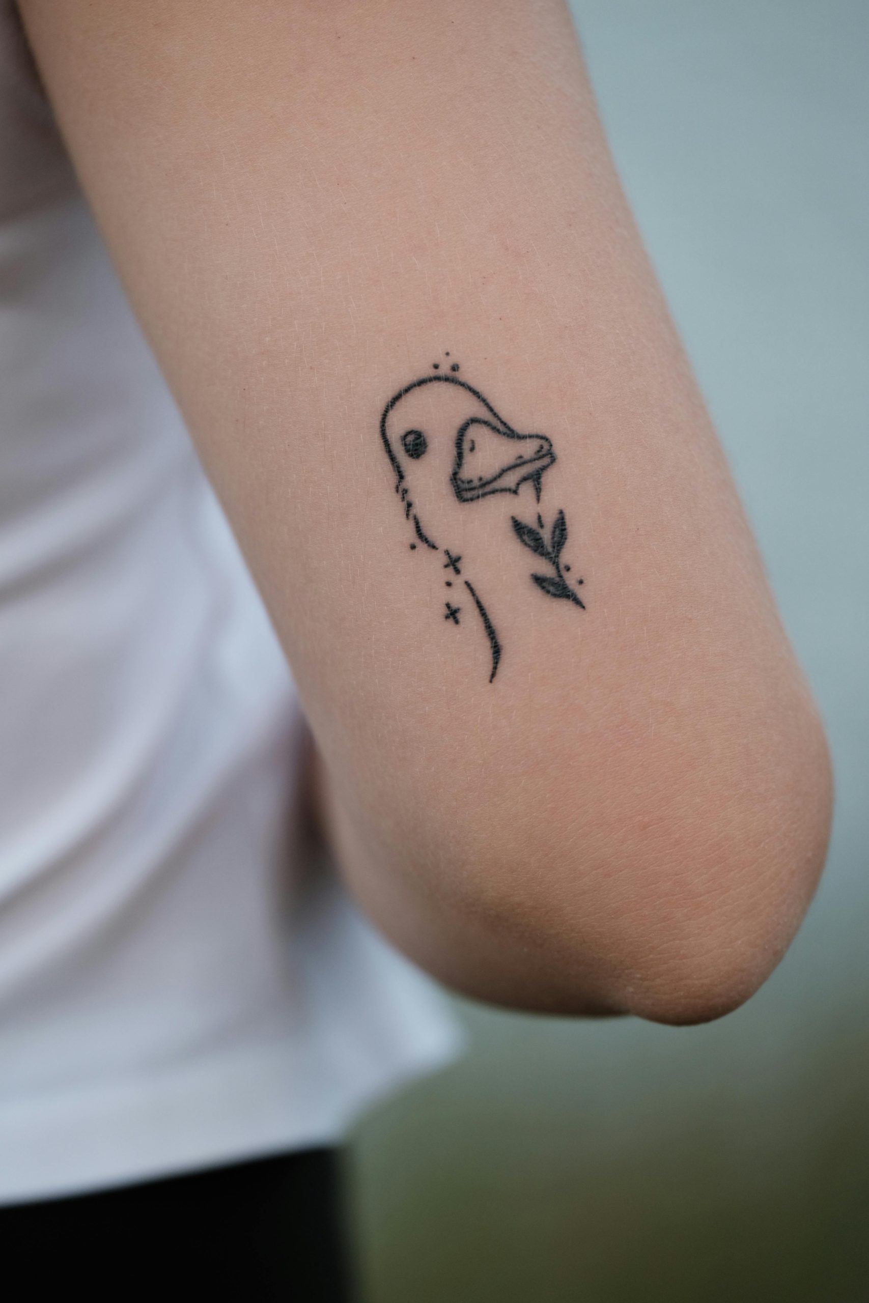 26 Stick and Poke Tattoo Ideas 2026: Creative Designs That Prove Hand-Poked Ink Is Here to Stay