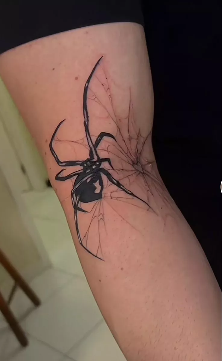 30 Spider Tattoo Ideas 2026: Dark, Delicate, and Impossible to Ignore