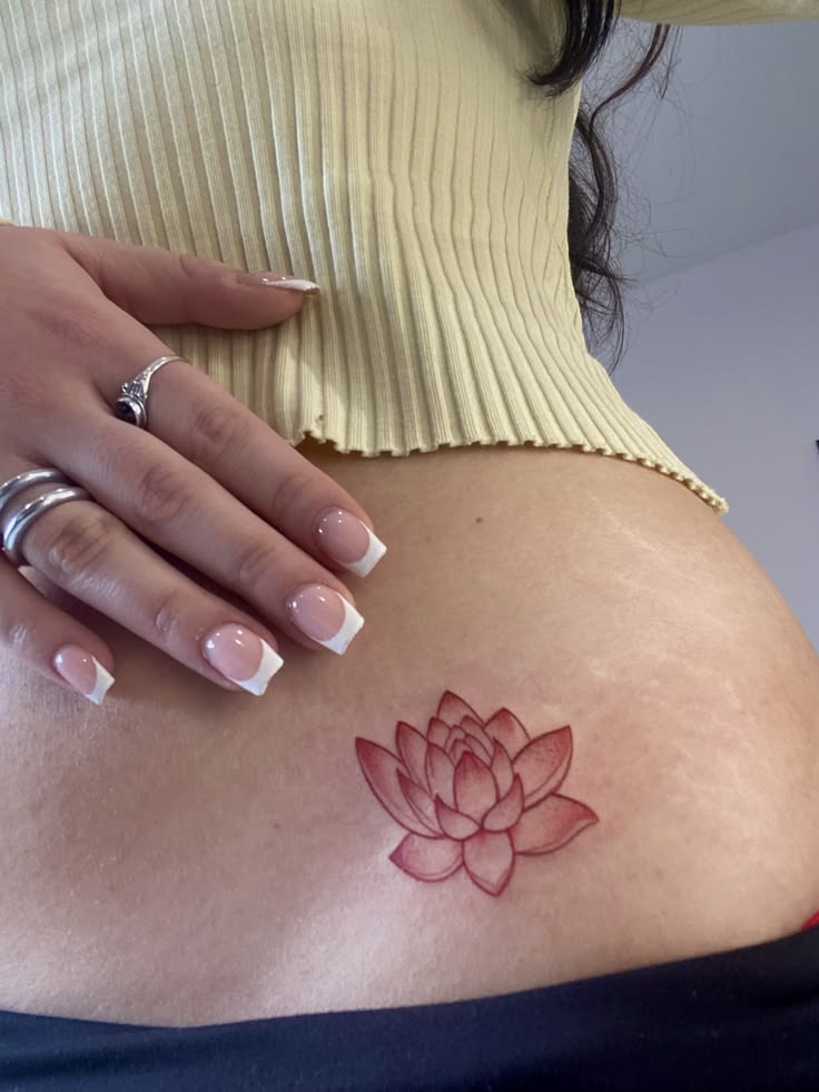 30 Lotus Flower Tattoo Ideas 2026: Elegant Designs Full of Meaning and Modern Style