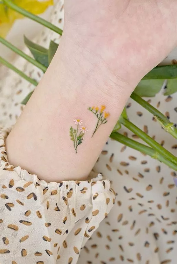 30 Minimalist Tattoo Ideas 2026: Subtle Ink, Strong Identity