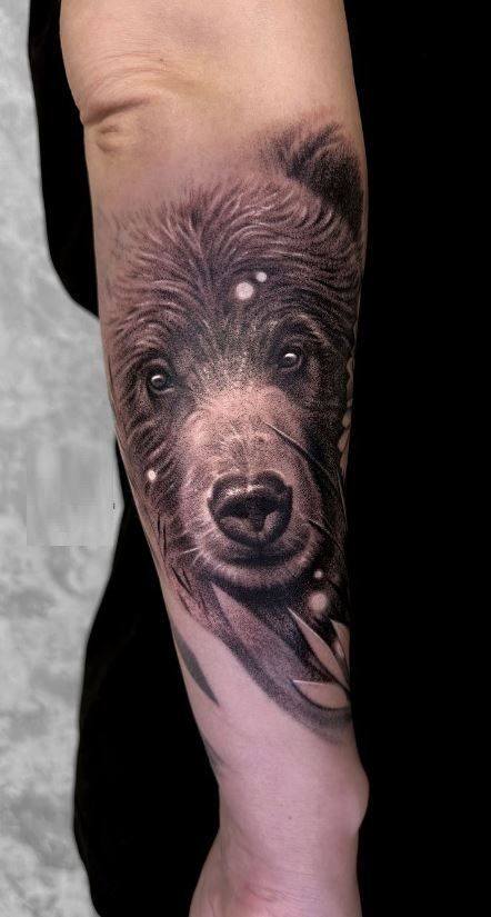 30 Bear Tattoo Ideas 2026: Cute, Realistic, Fine Line & Feminine Designs for Men and Women