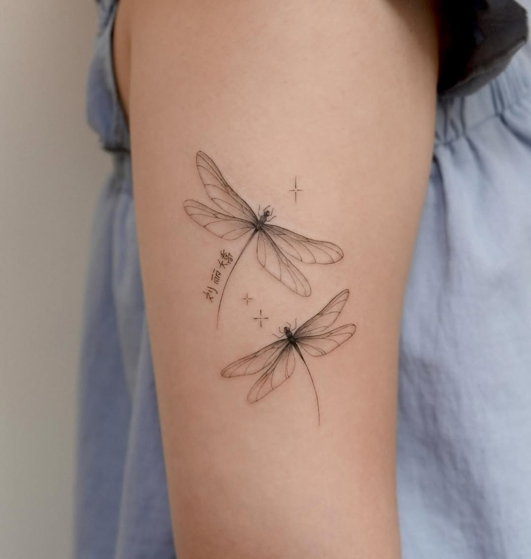 31 Dragonfly Tattoo Ideas 2026: Elegant Fine Line Designs, Tiny Tattoos & Feminine Ink Inspiration