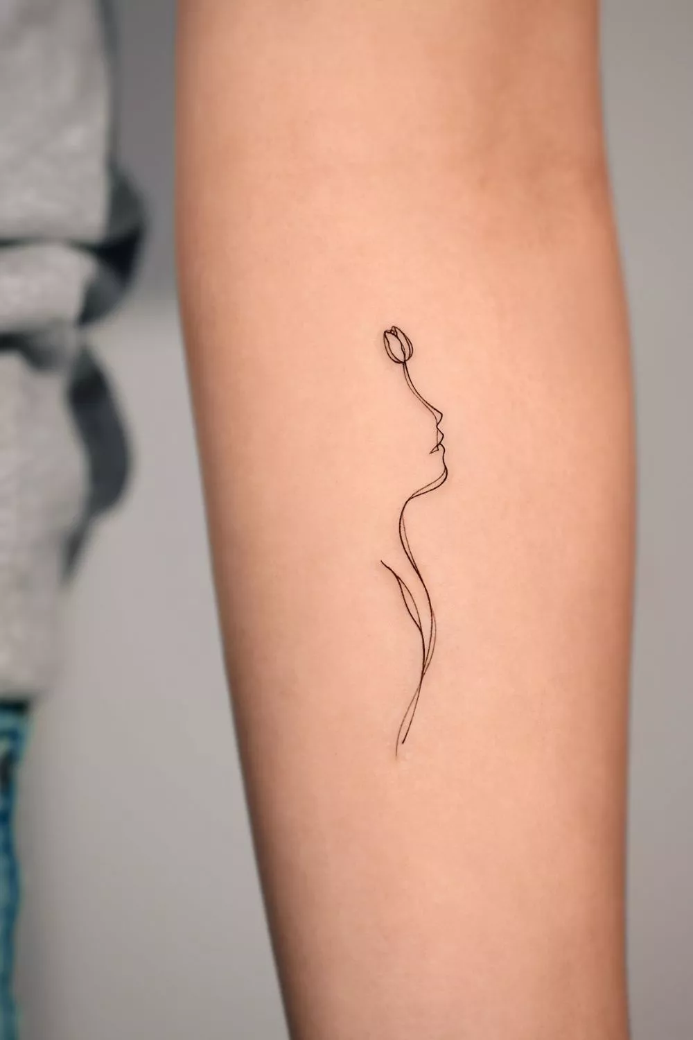 30 Minimalist Tattoo Ideas 2026: Subtle Ink, Strong Identity