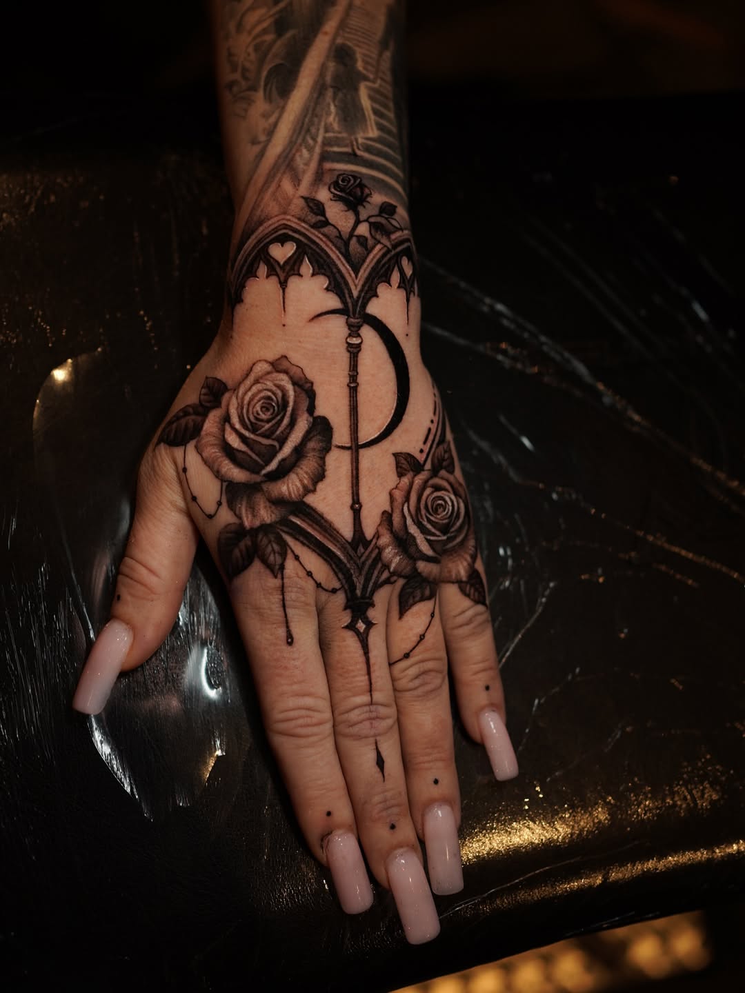28 Hand Tattoo Ideas 2026: The Most Stylish Designs Taking Over This Year