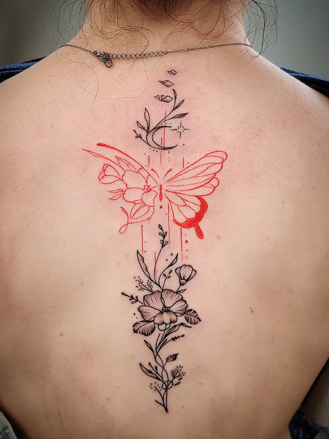 28 Spine Tattoo Ideas 2026: Elegant, Meaningful & Fine Line Designs Taking Over This Year
