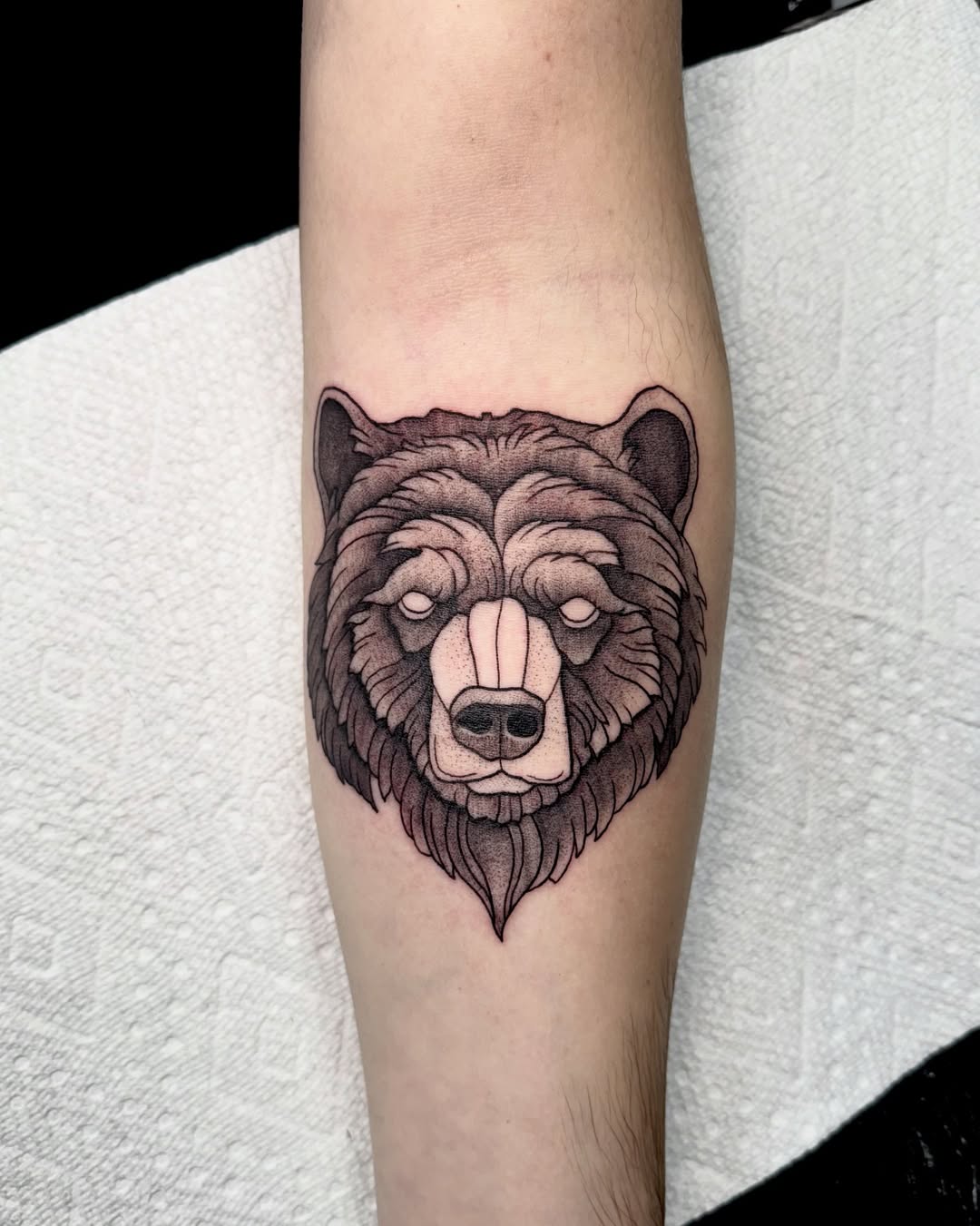 30 Bear Tattoo Ideas 2026: Cute, Realistic, Fine Line & Feminine Designs for Men and Women