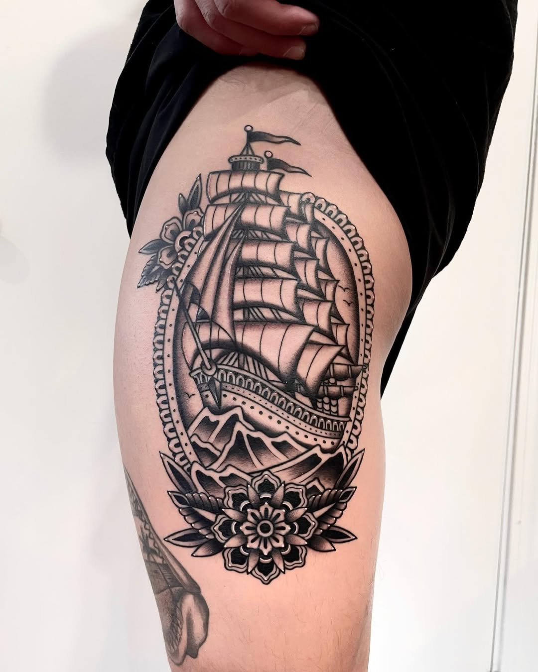 28 American Traditional Tattoo Ideas 2026: Bold Flash, Dark Symbolism, and Timeless Ink Trends