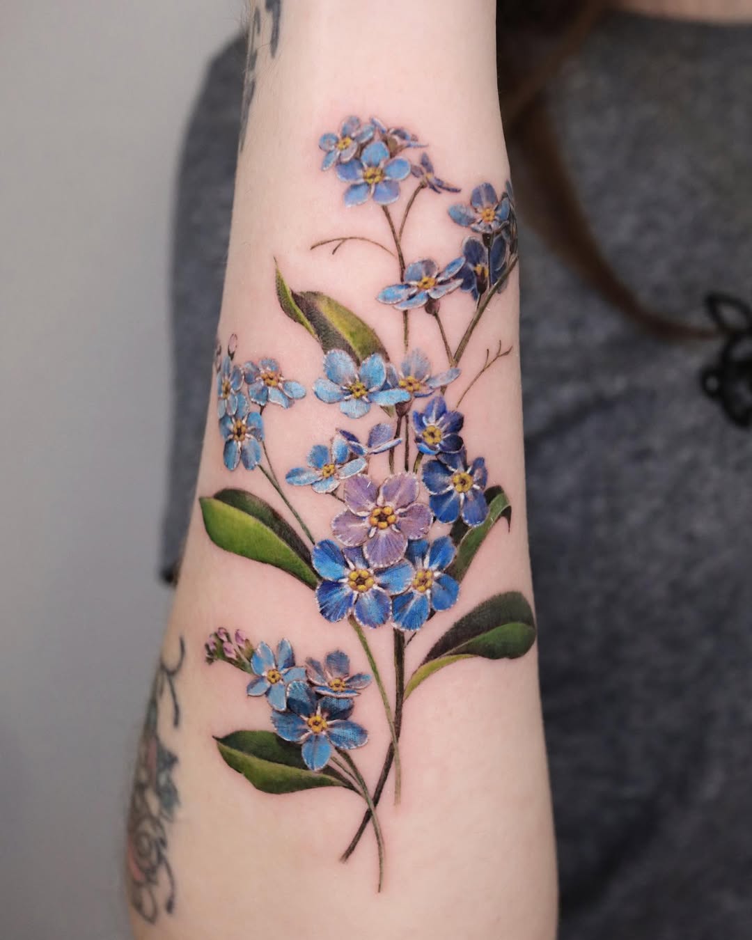 27 Flower Tattoo Ideas 2026: Soft Floral Ink Trends That Feel Personal and Timeless