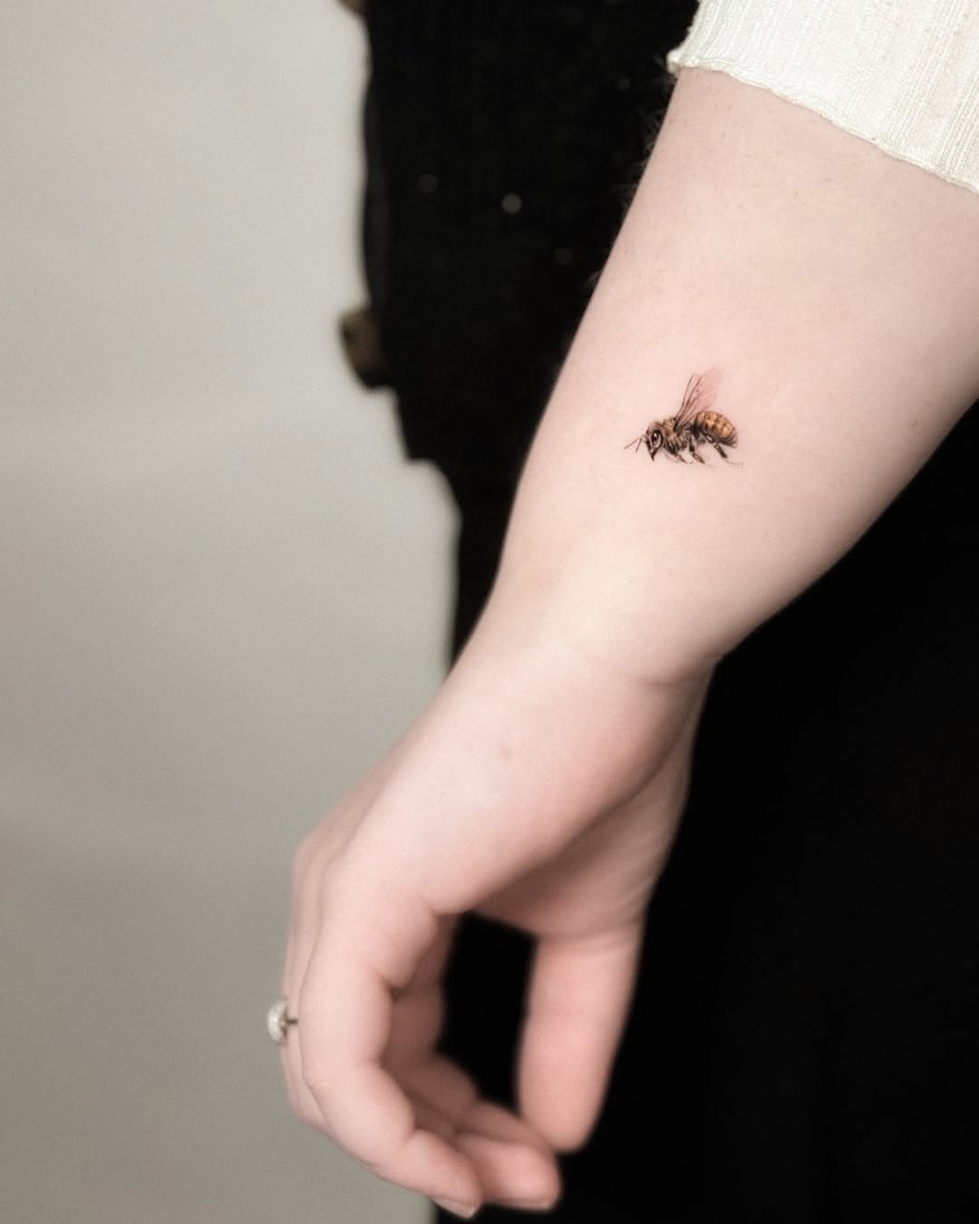 31 Bee Tattoo Ideas 2026: Tiny Bumble Designs, Fine Line Ink & Realistic Honey Bee Inspiration