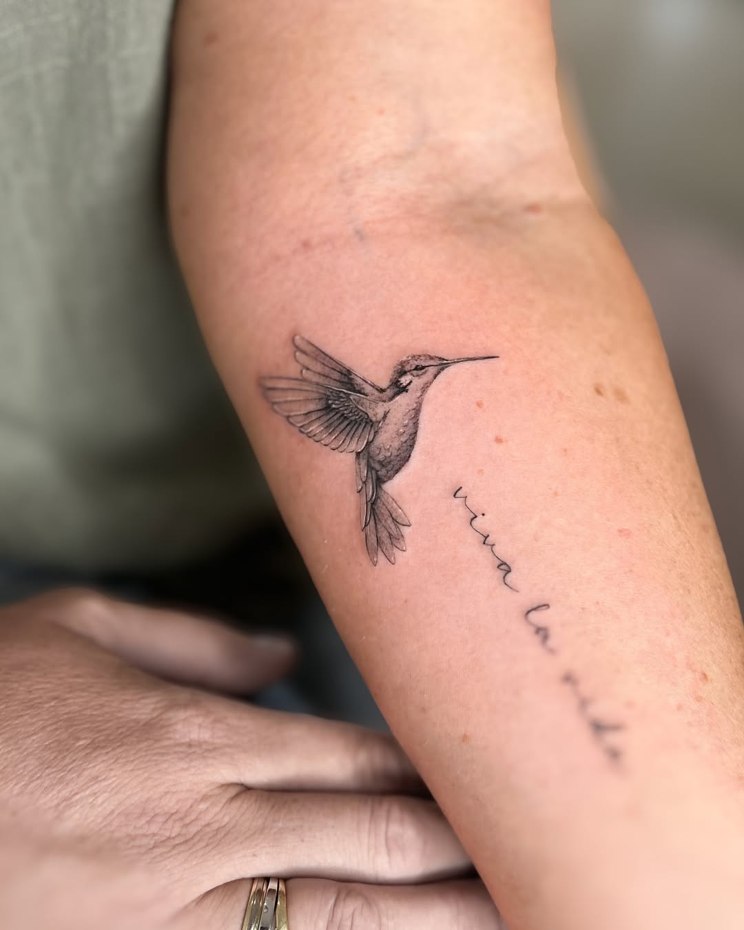 30 Hummingbird Tattoo Ideas 2026: Elegant Designs, Meaning & Styling Inspiration