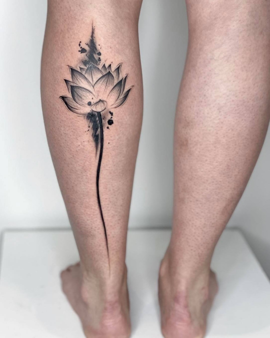 30 Lotus Flower Tattoo Ideas 2026: Elegant Designs Full of Meaning and Modern Style