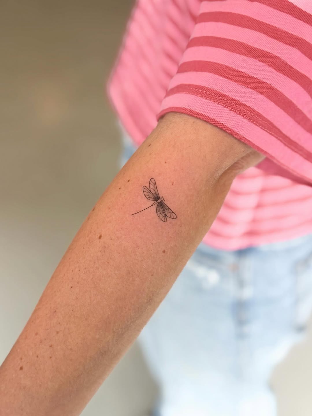 31 Dragonfly Tattoo Ideas 2026: Elegant Fine Line Designs, Tiny Tattoos & Feminine Ink Inspiration