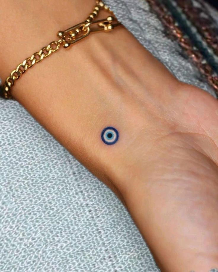 29 Simple Tattoo Ideas 2026: Minimal Designs That Still Make a Statement